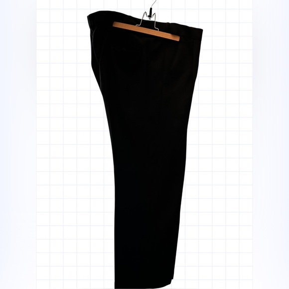 Men’s Slacks - Picture 1 of 2